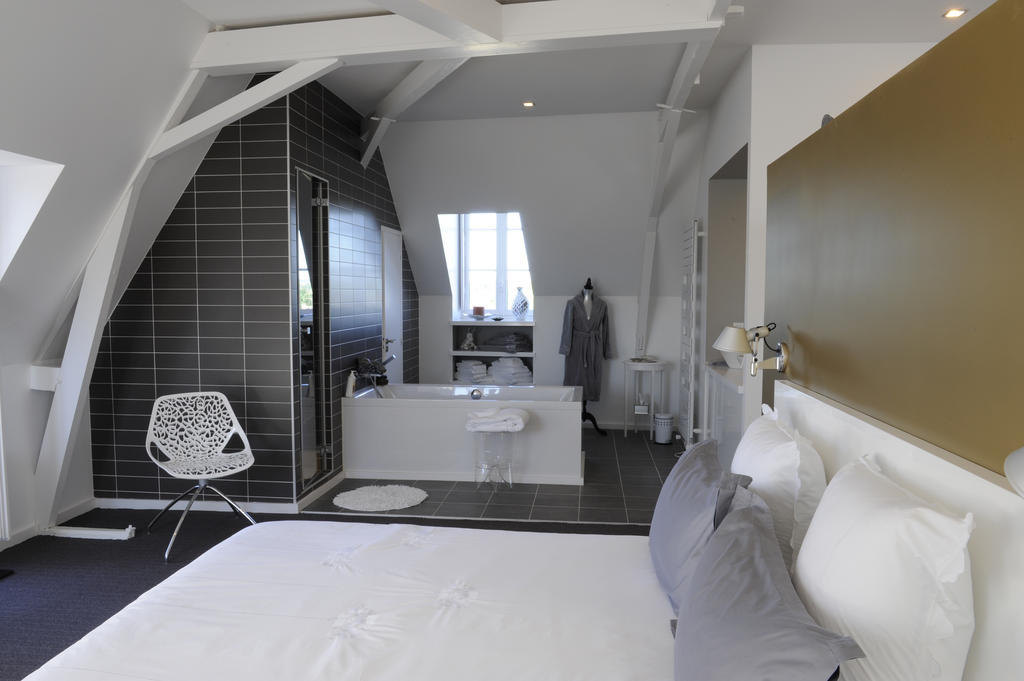 Chambres D'Hotes Les Tilleuls Cognac Room photo